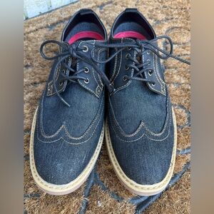 Mᴇɴs Lᴇᴠɪ’s Nᴀᴠʏ Dᴇɴɪᴍ Oxꜰᴏʀᴅs ᴡɪᴛʜ Tᴀɴ Sᴛɪᴛᴄʜɪɴɢ 9M